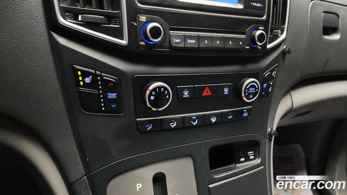 Hyundai Starex 2018