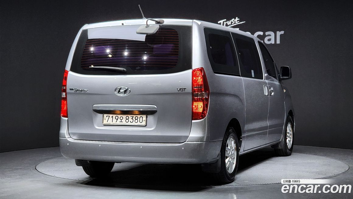Hyundai Starex 2018