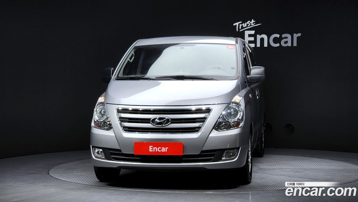Hyundai Starex 2018