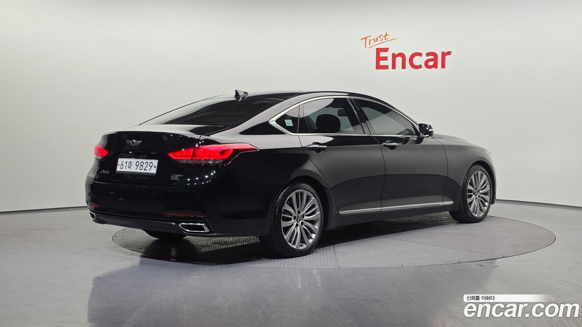 Hyundai Genesis 2016