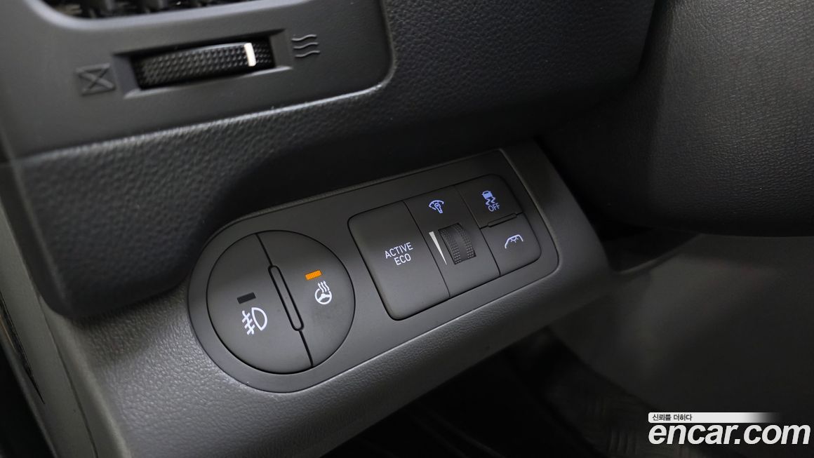 Hyundai Starex 2019
