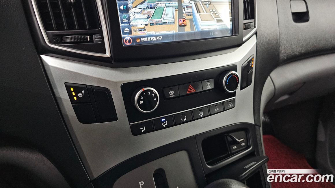 Hyundai Starex 2018