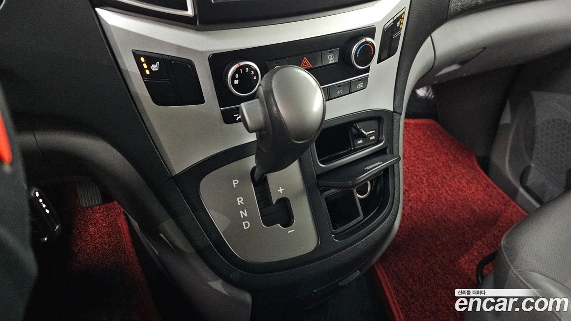 Hyundai Starex 2018
