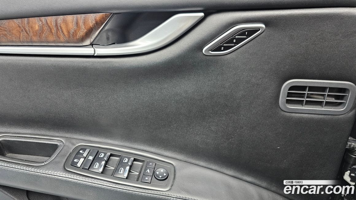 Maserati Ghibli 2015