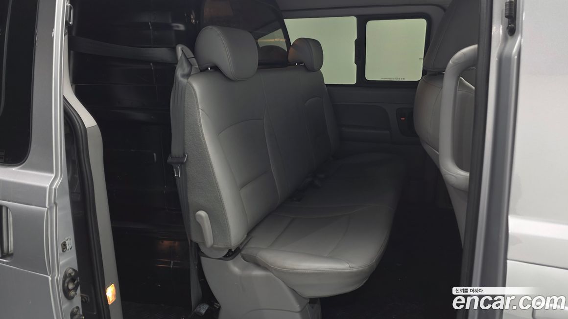 Hyundai Starex 2019