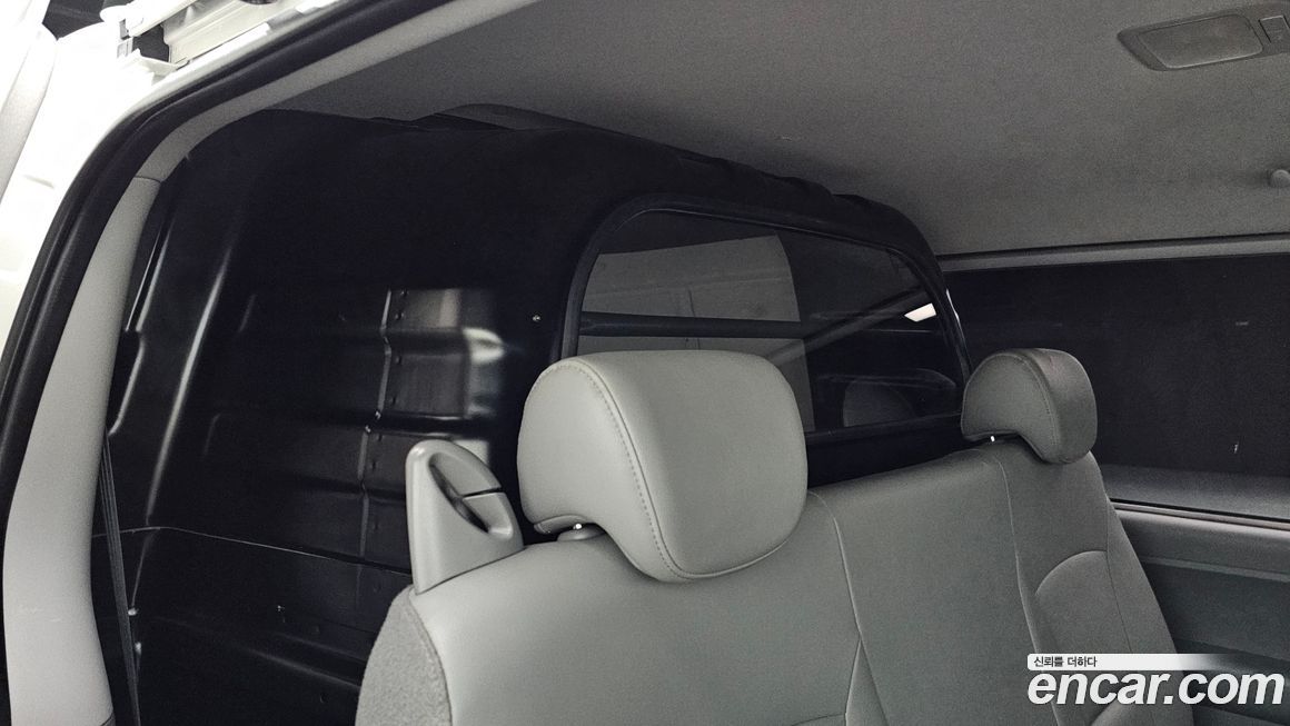 Hyundai Starex 2018