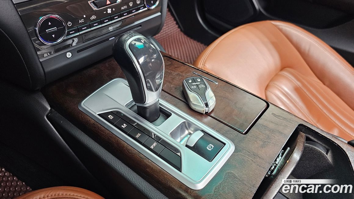 Maserati Ghibli 2015