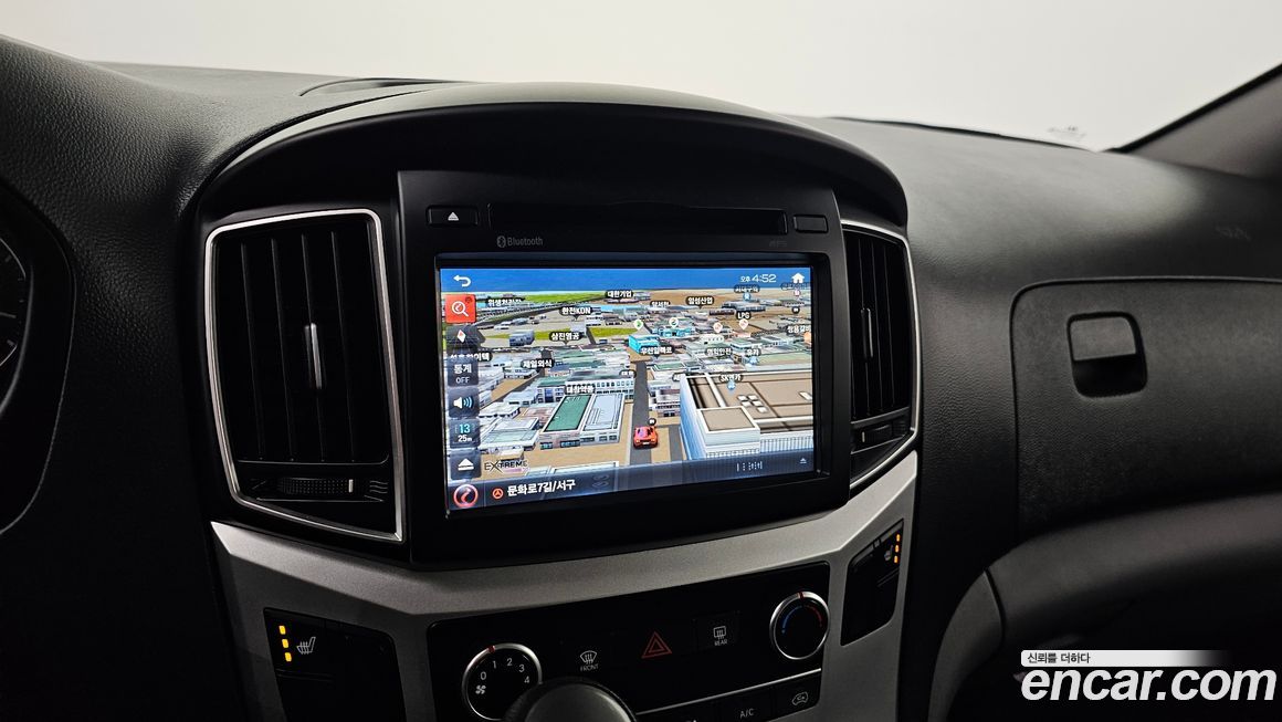 Hyundai Starex 2018