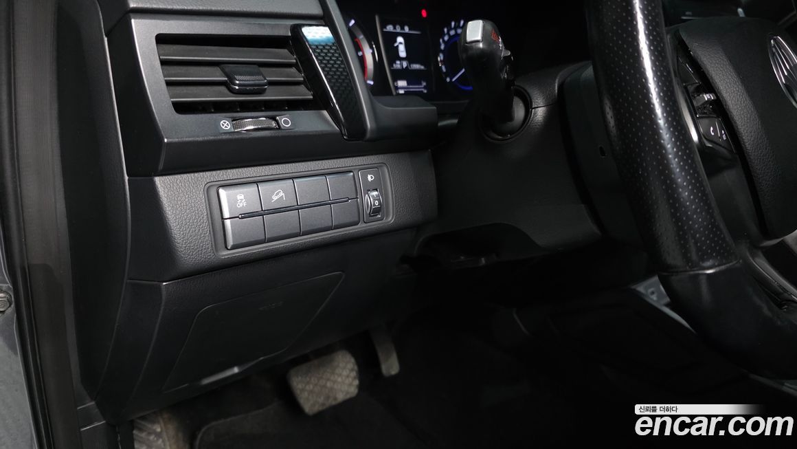 KG_Mobility_Ssangyong Rexton 2020