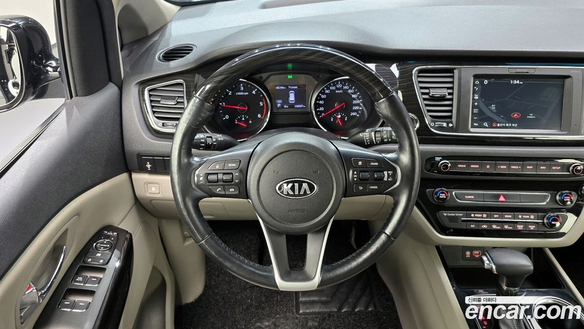 Kia Canival 2019