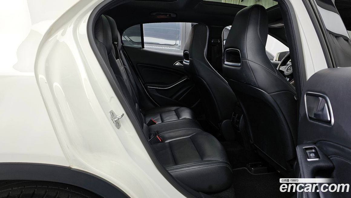 Mercedes-Benz GLA-Class 2018