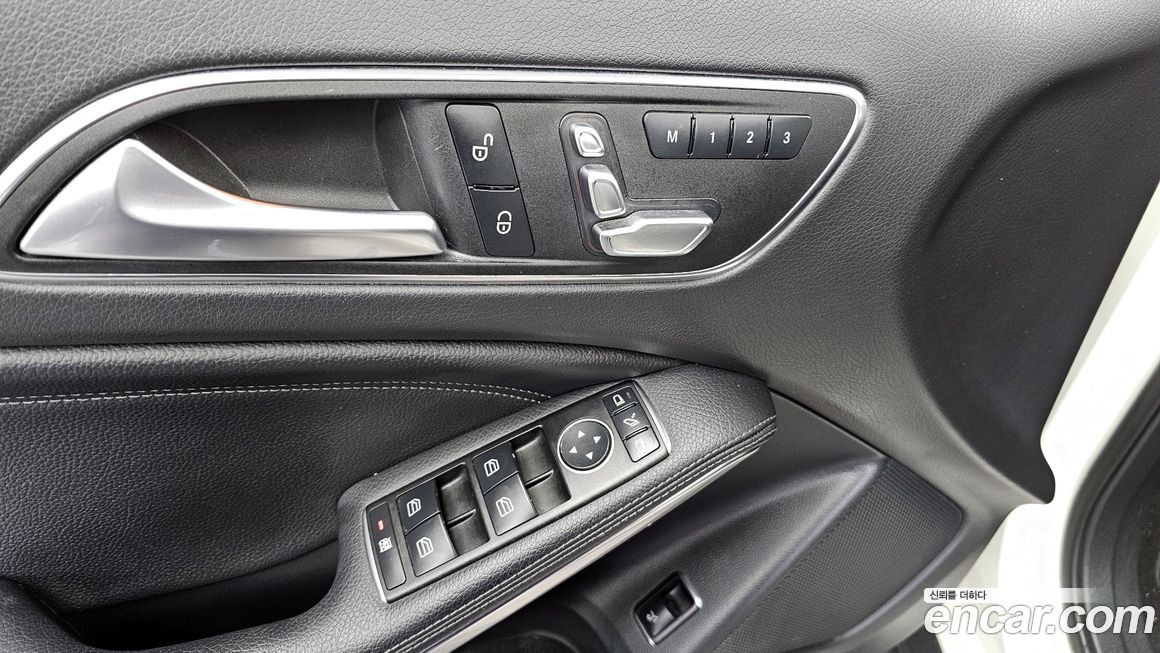 Mercedes-Benz GLA-Class 2018