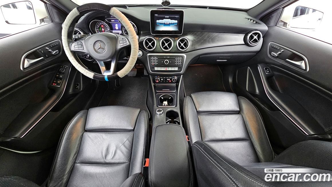 Mercedes-Benz GLA-Class 2018