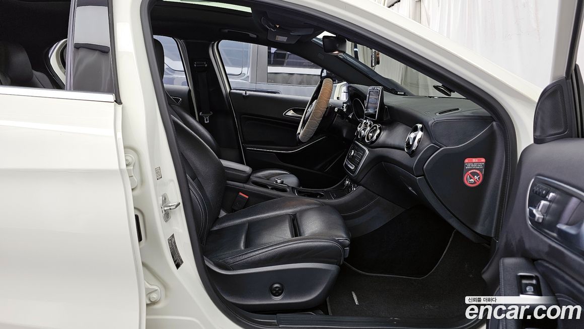 Mercedes-Benz GLA-Class 2018