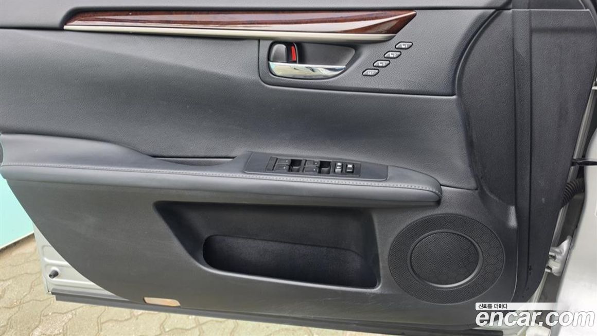Lexus ES 2013