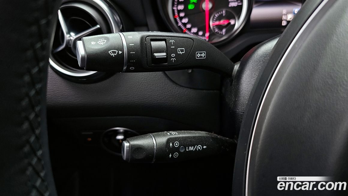 Mercedes-Benz GLA-Class 2018