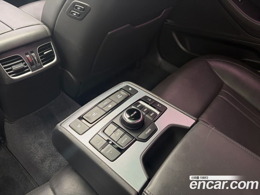 Genesis G80 2018