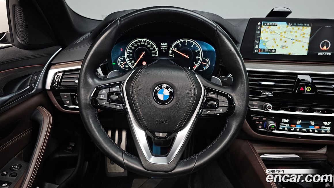 BMW 5-Series 2018
