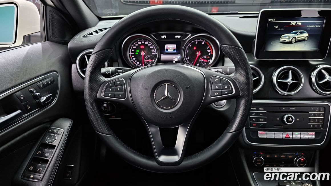 Mercedes-Benz GLA-Class 2018