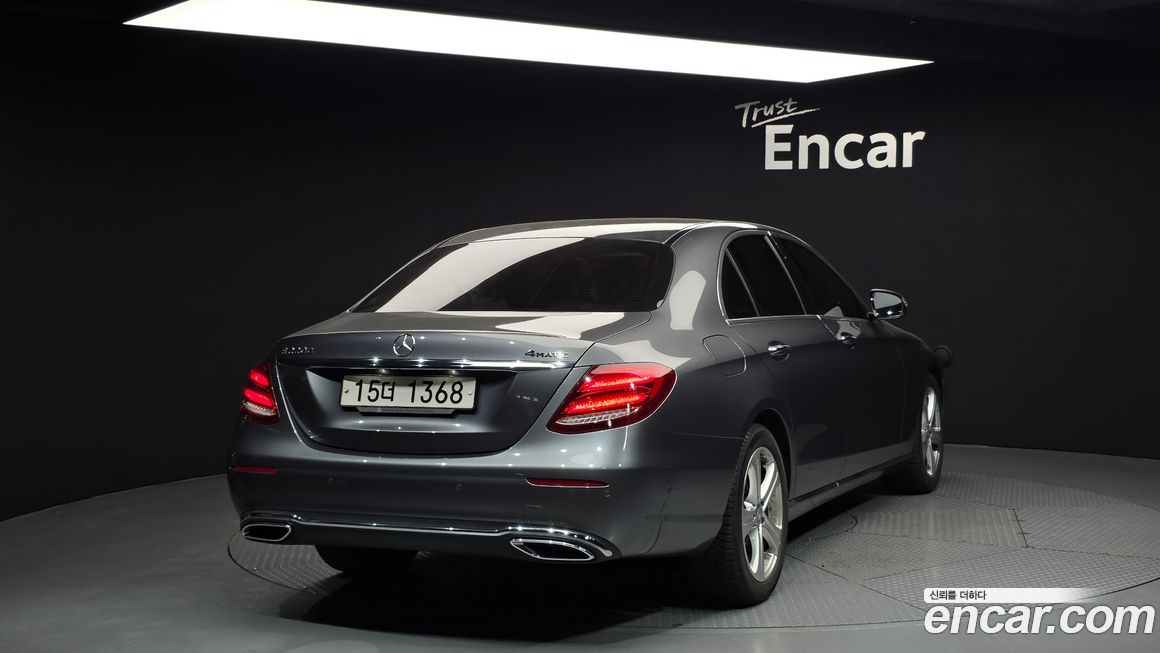 Mercedes-Benz E-Class 2017