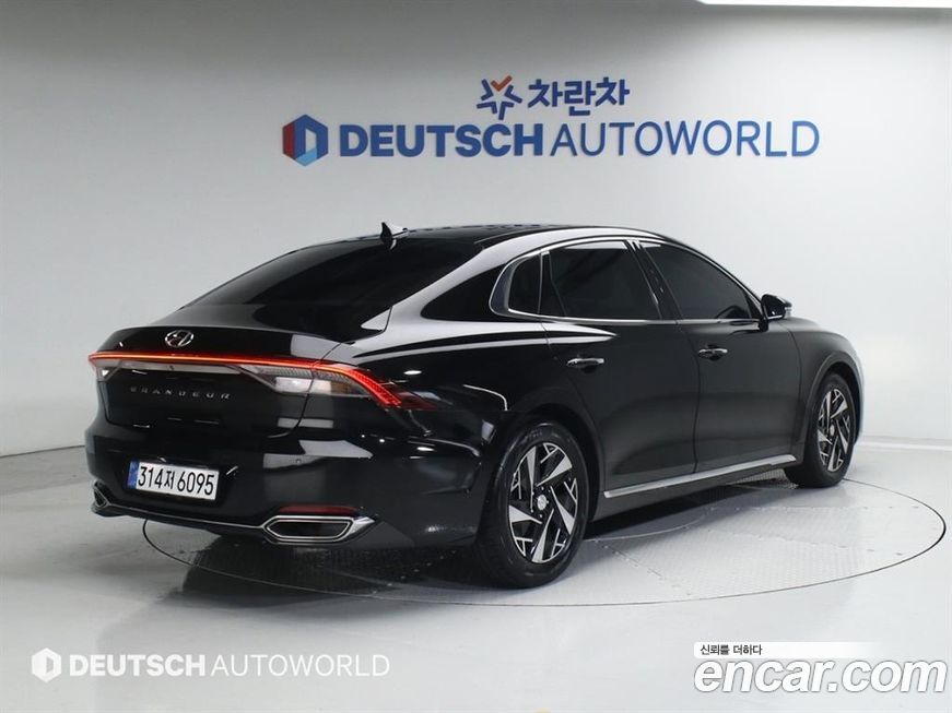 Hyundai Grandeur 2020