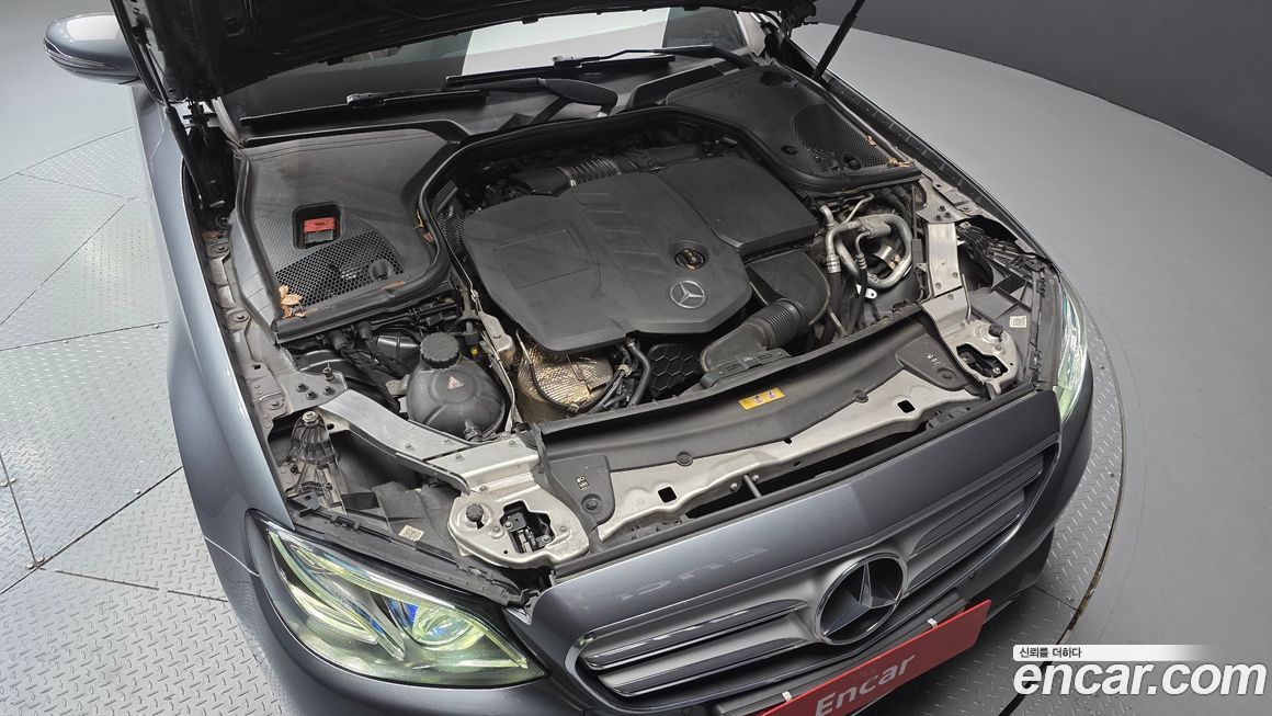 Mercedes-Benz E-Class 2017