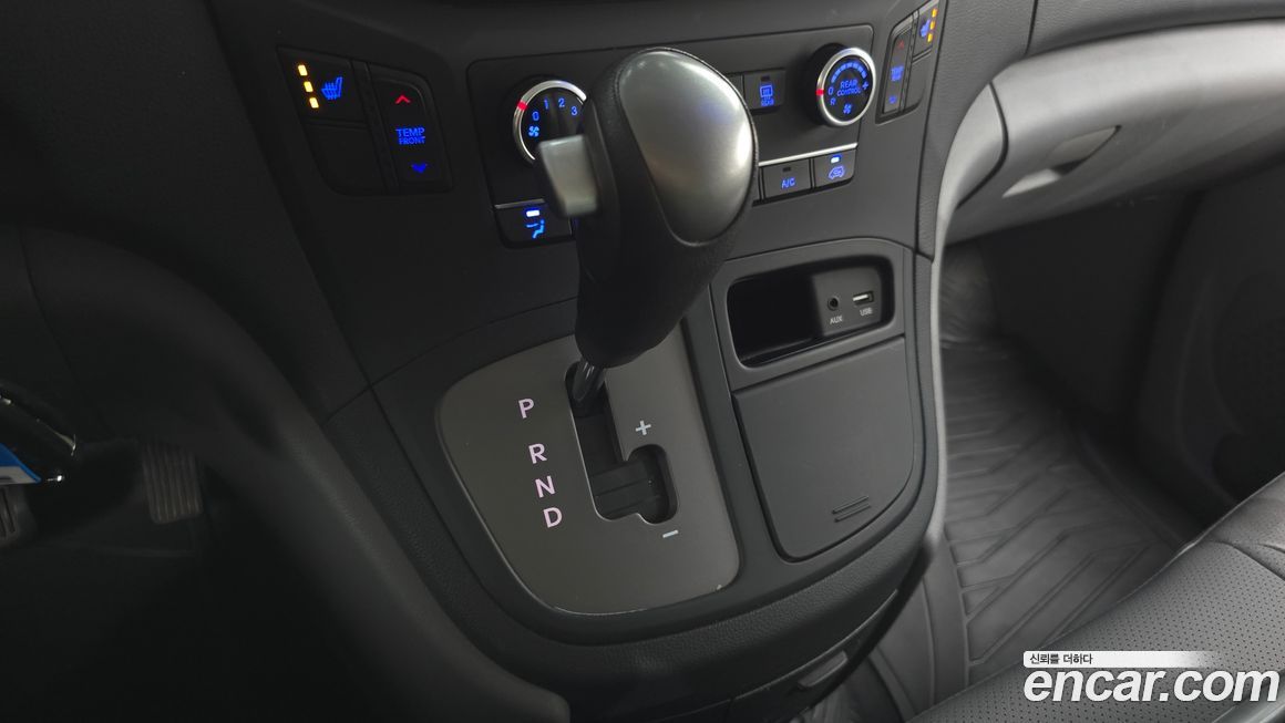 Hyundai Starex 2020