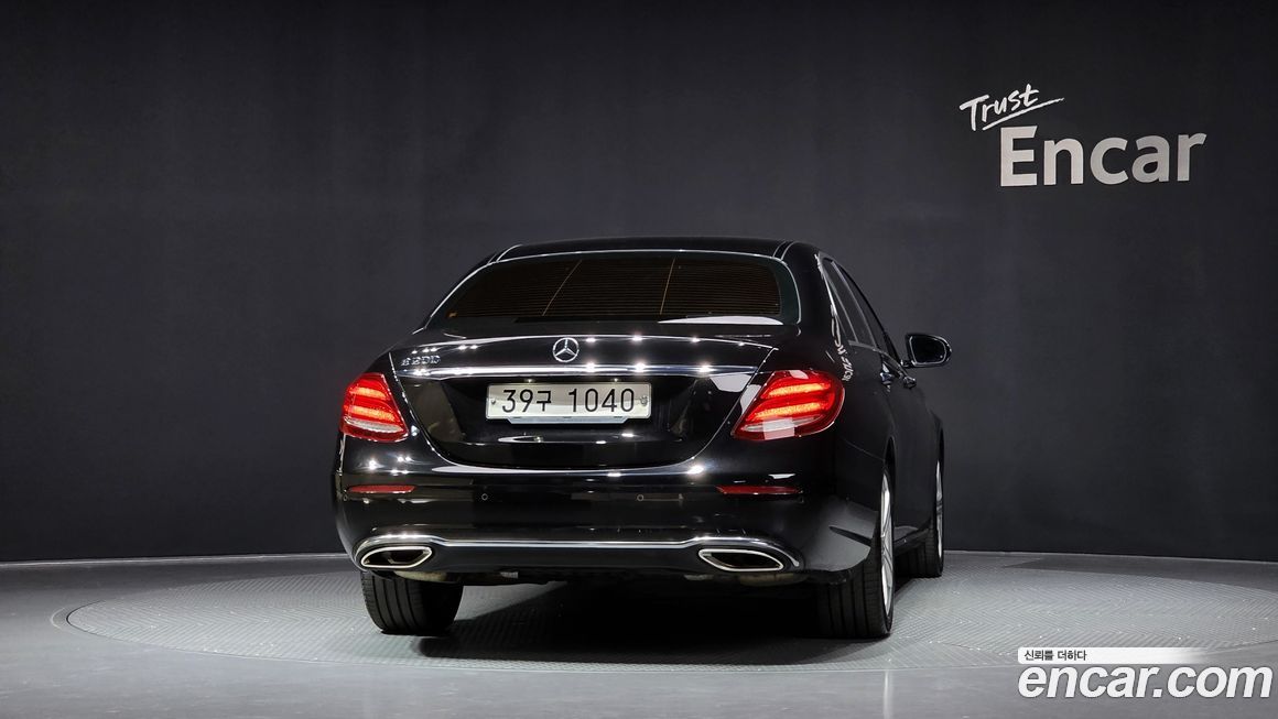 Mercedes-Benz E-Class 2018