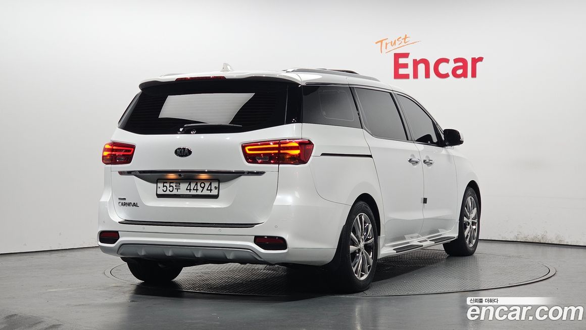 Kia Canival 2019