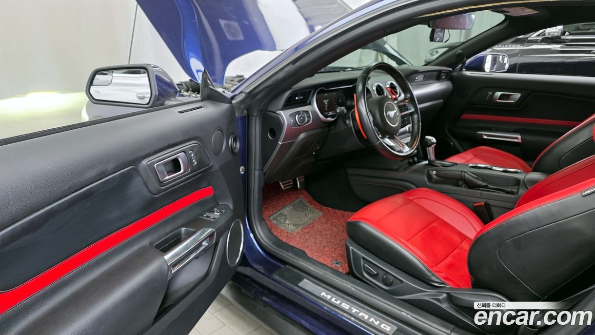 Ford Mustang 2020