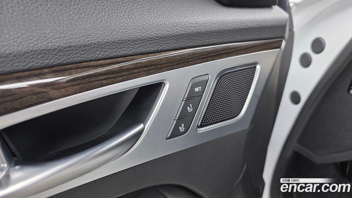 Genesis G80 2020