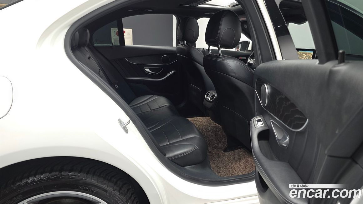 Mercedes-Benz C-Class 2018