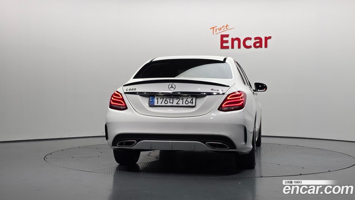 Mercedes-Benz C-Class 2018