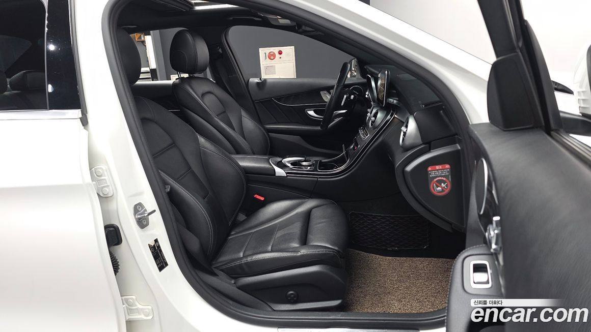 Mercedes-Benz C-Class 2018