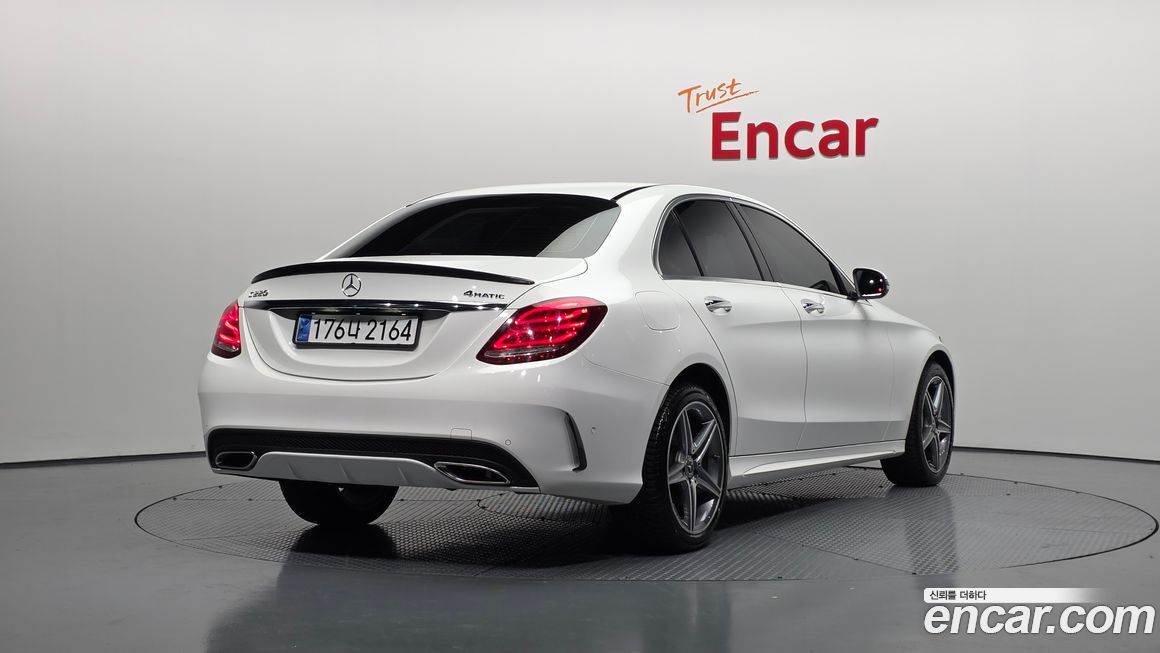 Mercedes-Benz C-Class 2018