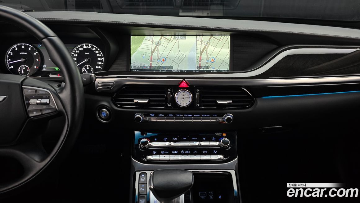 Genesis EQ900 2018