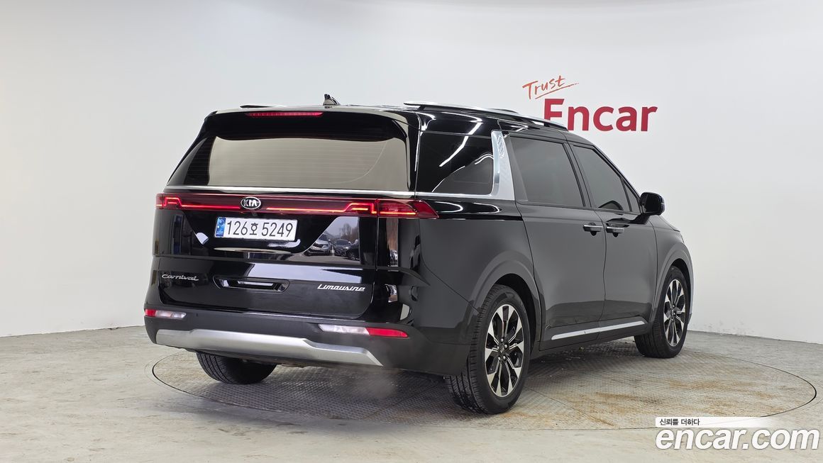 Kia Canival 2021