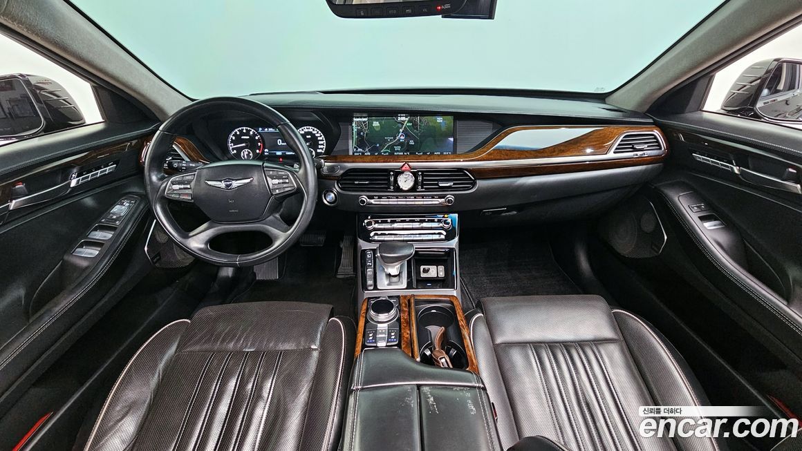 Genesis EQ900 2018