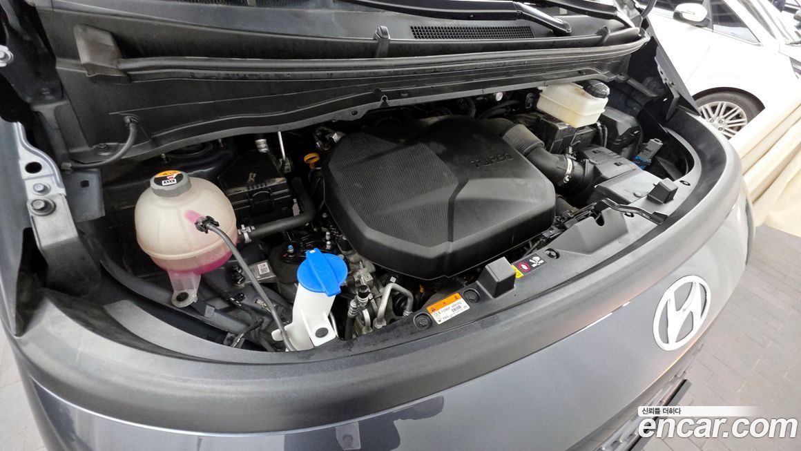 Hyundai Staria 2024