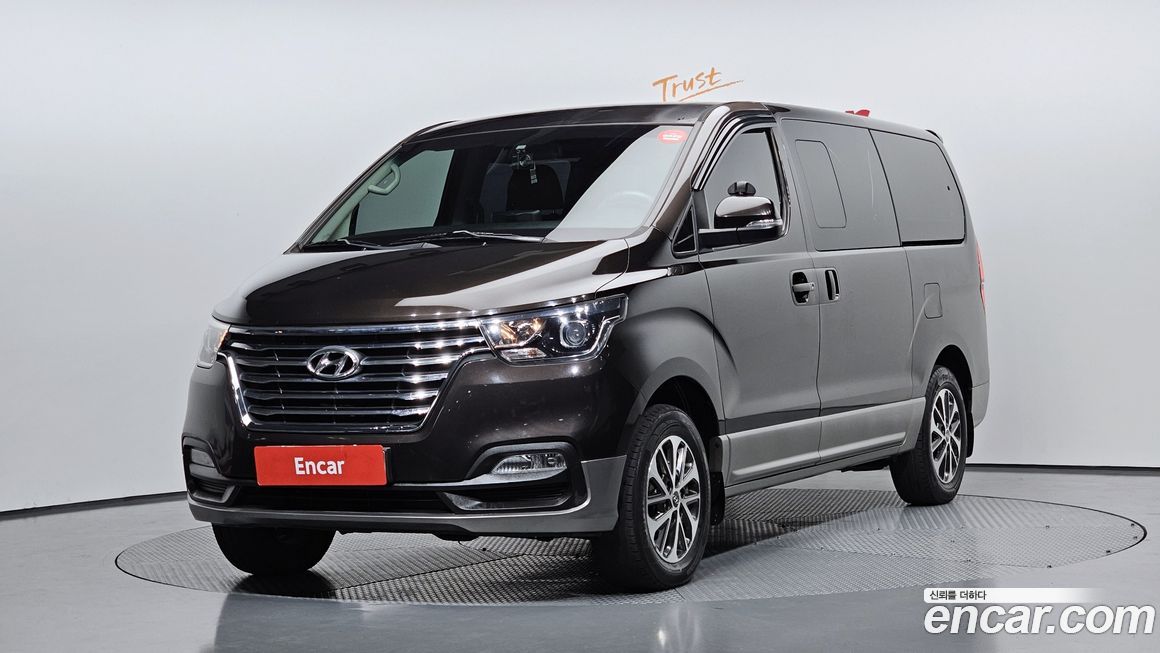 Hyundai Starex 2019