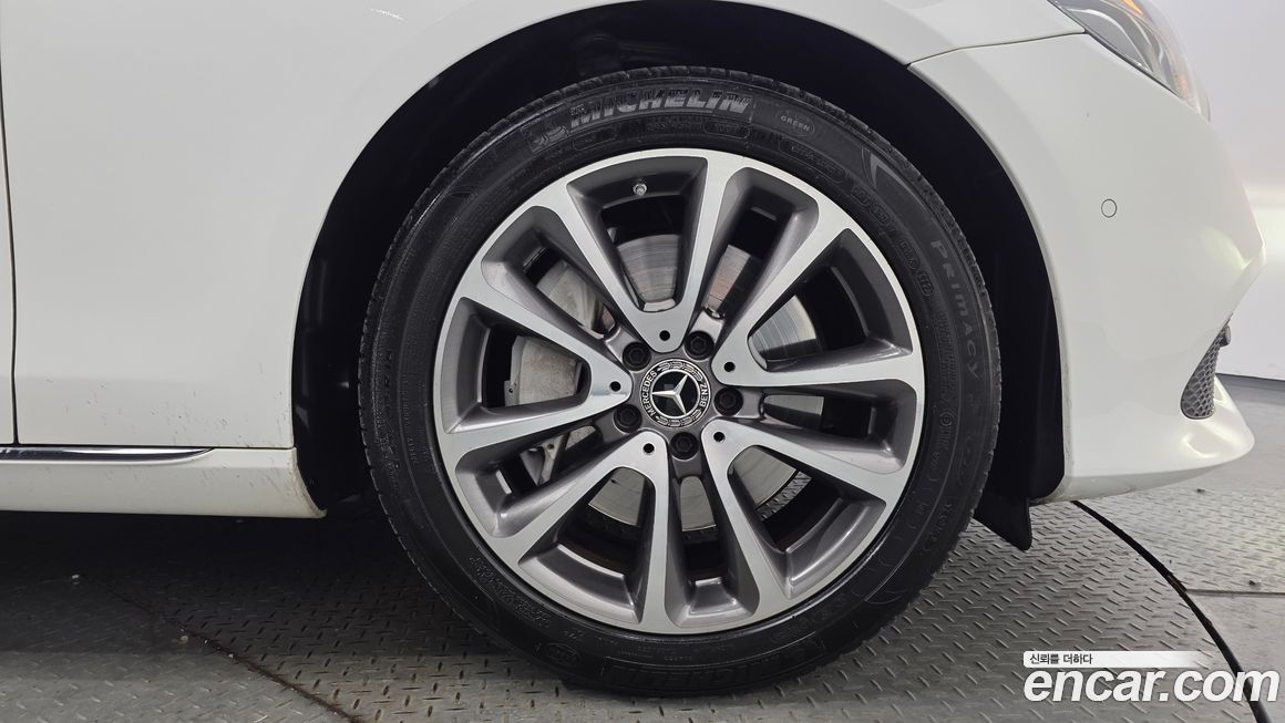 Mercedes-Benz E-Class 2019