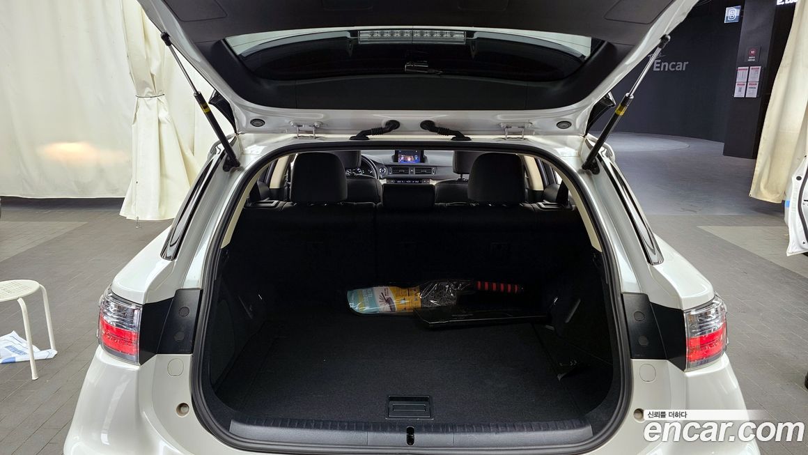 Lexus CT200h 2017