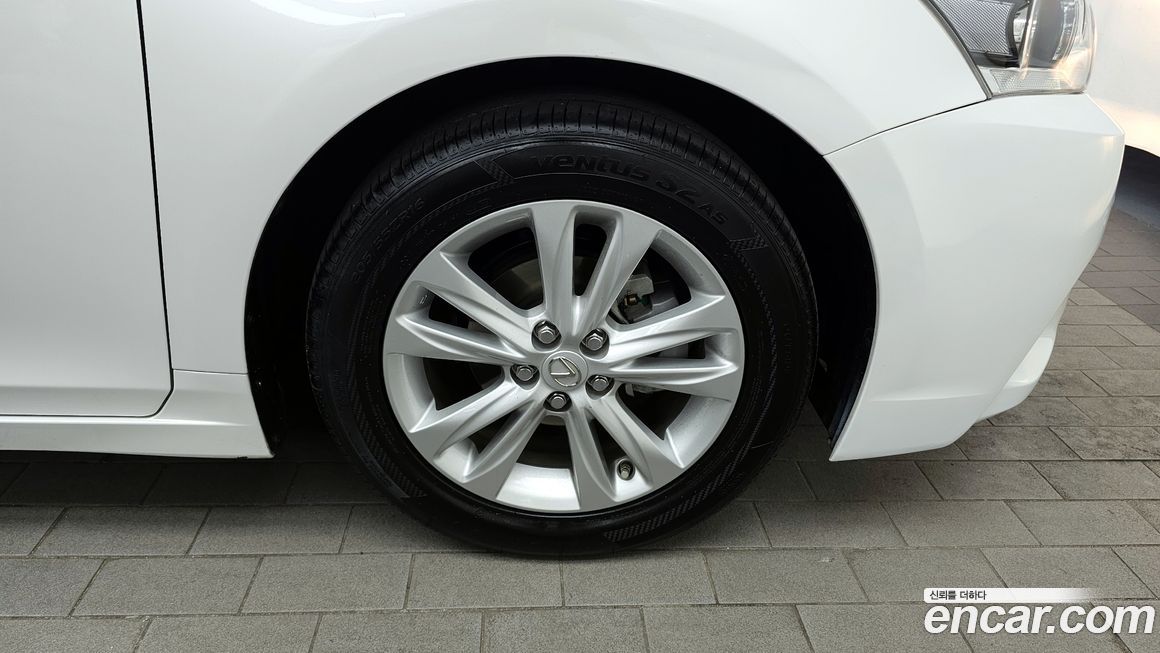 Lexus CT200h 2017