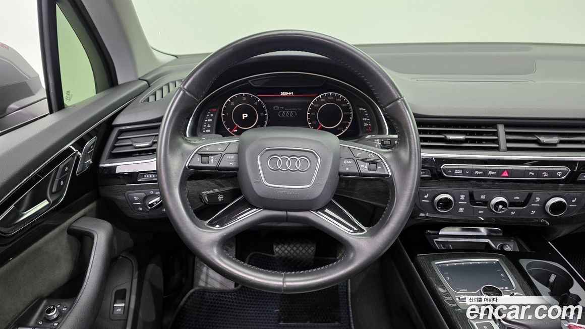Audi Q7 2016