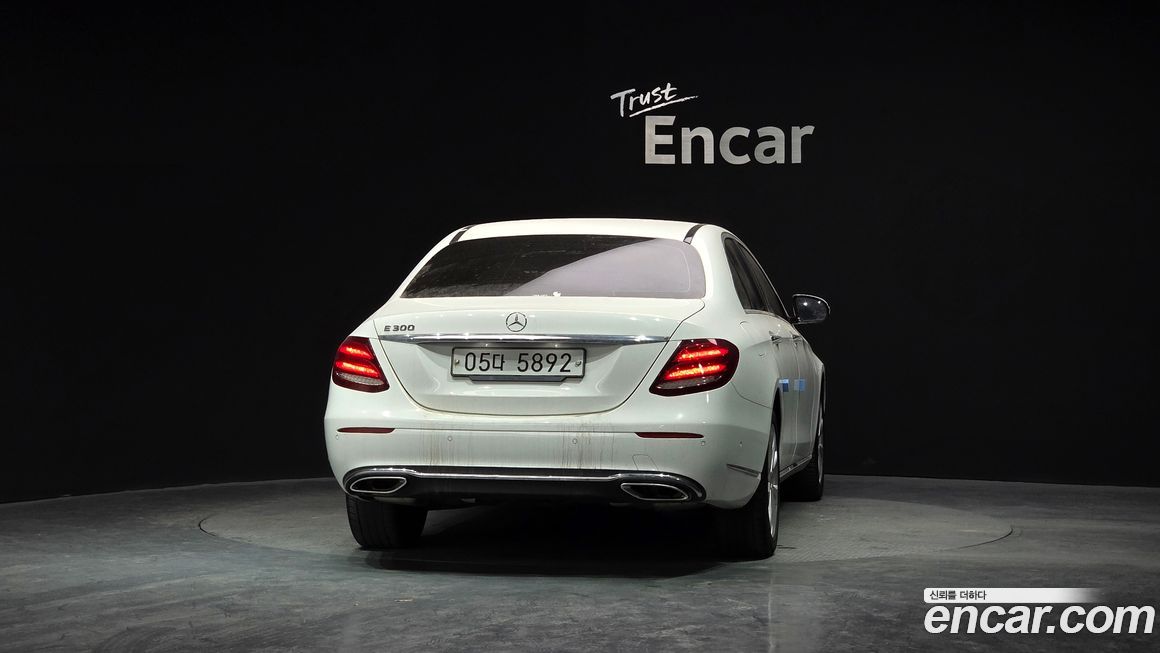Mercedes-Benz E-Class 2019