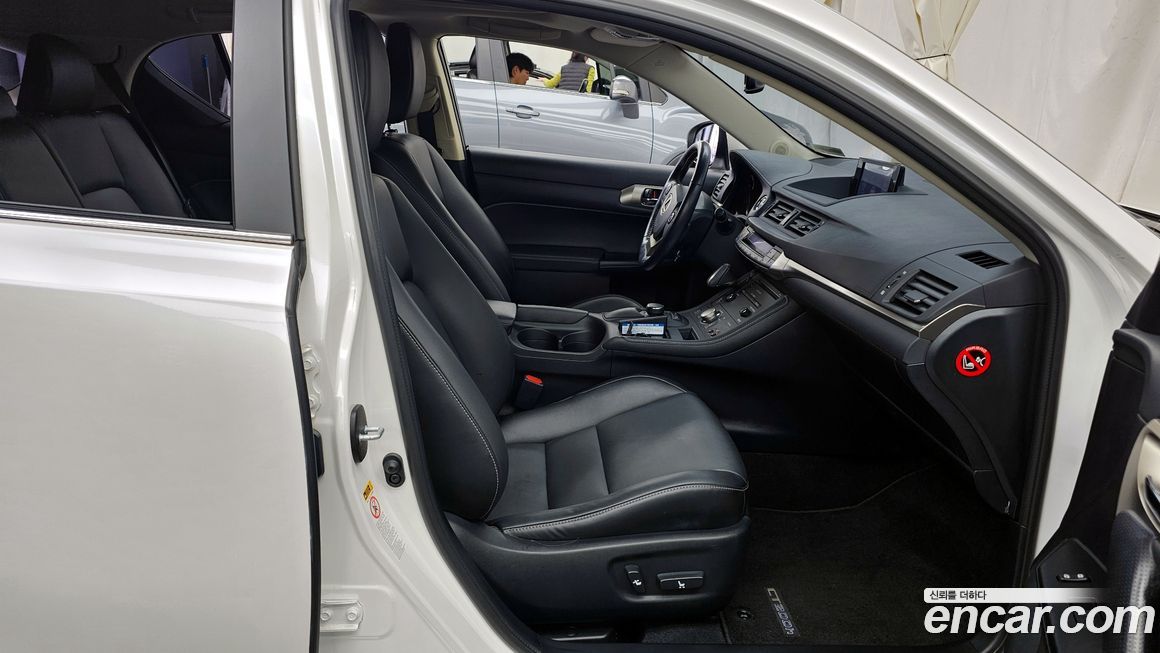 Lexus CT200h 2017