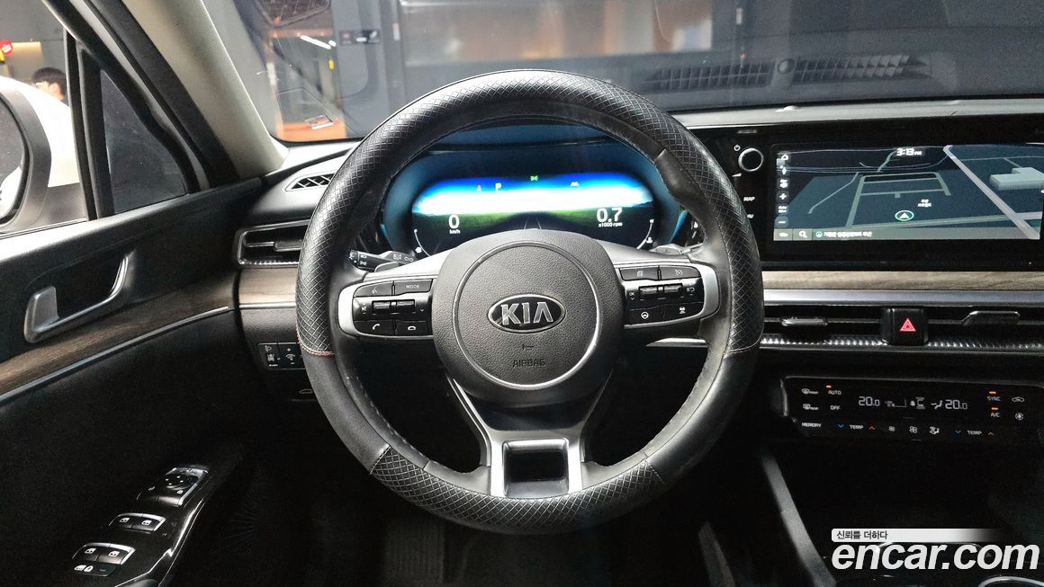 Kia K5 2021