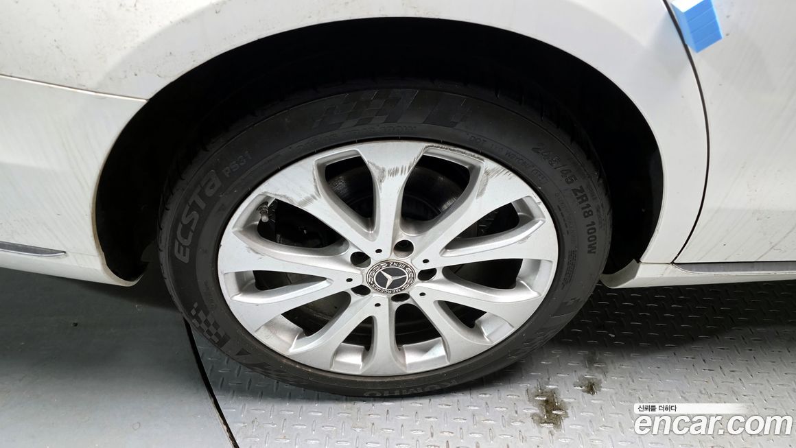 Mercedes-Benz E-Class 2019