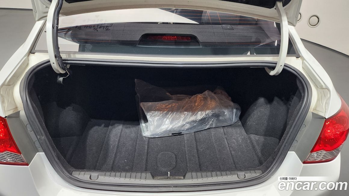 ChevroletGMDaewoo Cruze 2013