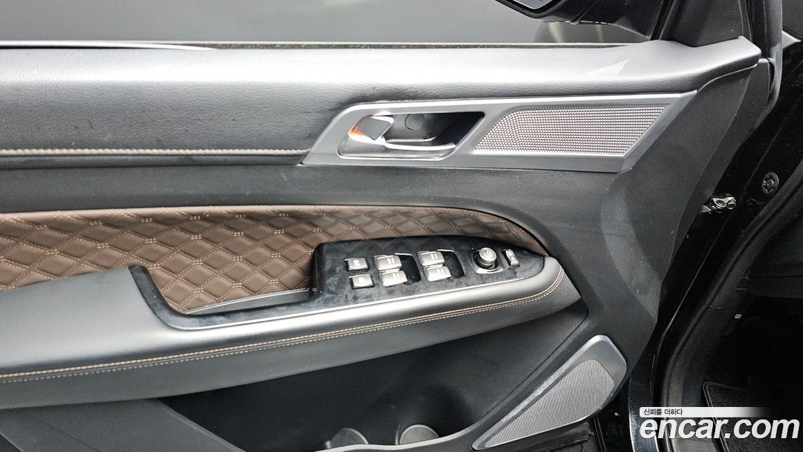 KG_Mobility_Ssangyong Rexton 2021